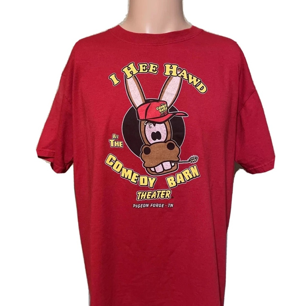 Vintage Comedy Barn Theater T-Shirt Red Pigeon Forge Tn Hee Hawd
